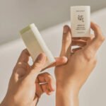 Beauty of Joseon Matte sun stick : Mugwort+Camelia 18g - Image 3