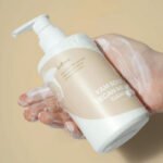 Isntree Yam Root Vegan Milk Cleanser 220ml - Image 4