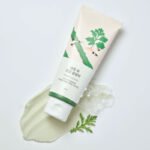 ROUND LAB Mugwort Calming Cleanser 150ml - Image 3