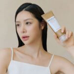 SKIN1004 Madagascar Centella Ampoule Foam Cleanser 125ml - Image 2