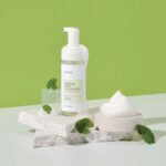 iUNIK Centella Bubble Cleansing Foam 150ml - Image 2