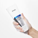 ANUA 8 HYALURONIC ACID HYDRATING GENTLE FOAMING CLEANSER 150ml - Image 3